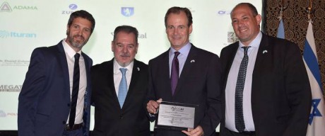 El gobernador fue distinguido por la Cmara de Comercio Argentino Israel