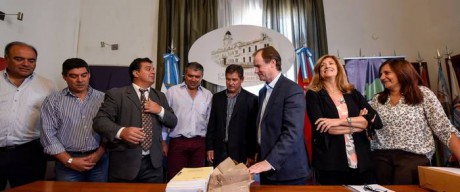 La provincia licit nuevas viviendas con recursos propios para ms localidades entrerrianas