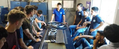 Estudiantes de escuelas tcnicas se capacitarn en la fabricacin de sillas de ruedas