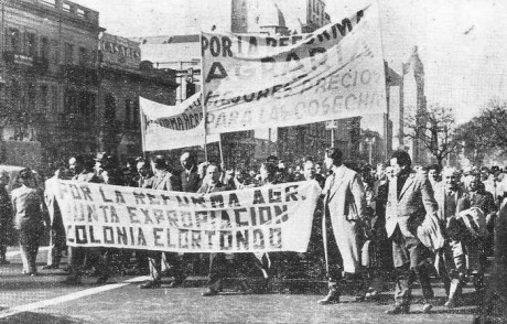 El Grito de Alcorta-25 de junio de 1912 cientos de arrendatarios y chacareros pobres desafiaron a los terratenientes declarndose en huelga