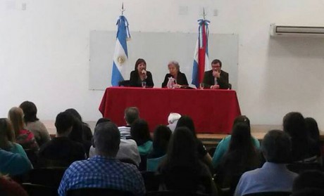 La Periodista Norma Morandini disert en la Facultad de Cs. de la Salud en Concepcin del Uruguay
