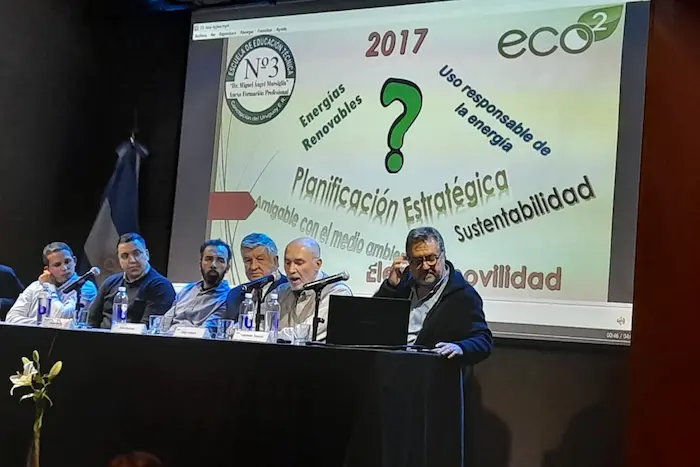 La escuela tcnica Marsiglia expuso en el Congreso Iberoamericano de Produccin y Economa del Conocimiento