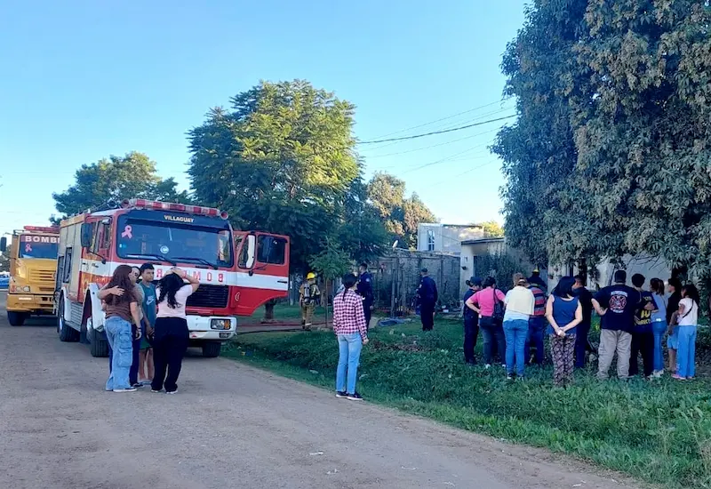 Incendio de una vivienda: Se quemaron dos dormitorios