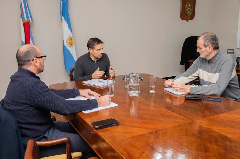El uso de desfibriladores, certificados de aptitud fsica y problemticas de salud mental en la agenda de salud y deportes