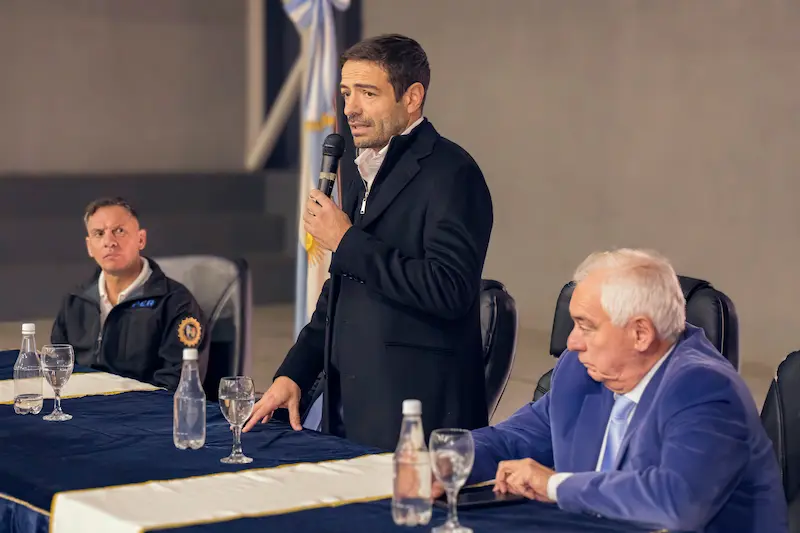 Entre Ros capacita a la Polica para intervenir en crisis de salud mental en la va pblica