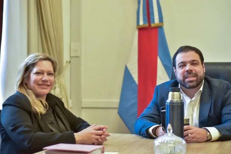 La Diputada Mariana Gisela Bentos se reuni con el Ministro Troncoso