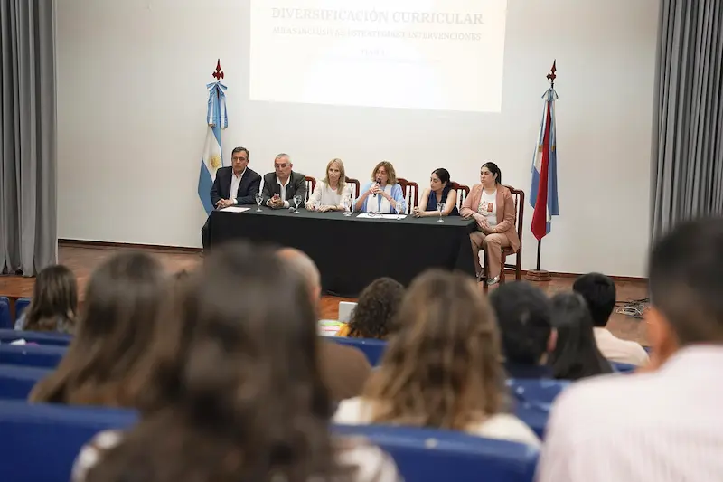 Finaliz la formacin para asesores pedaggicos de las escuelas secundarias de jvenes y adultos