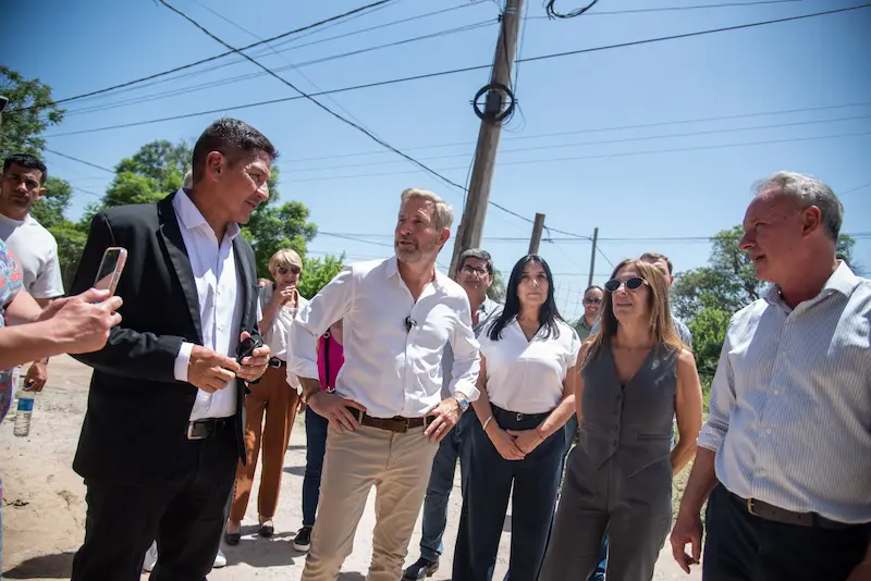 Frigerio inaugur la rotonda de ingreso a Rosario del Tala sobre la ruta 39 y anunci ms obras