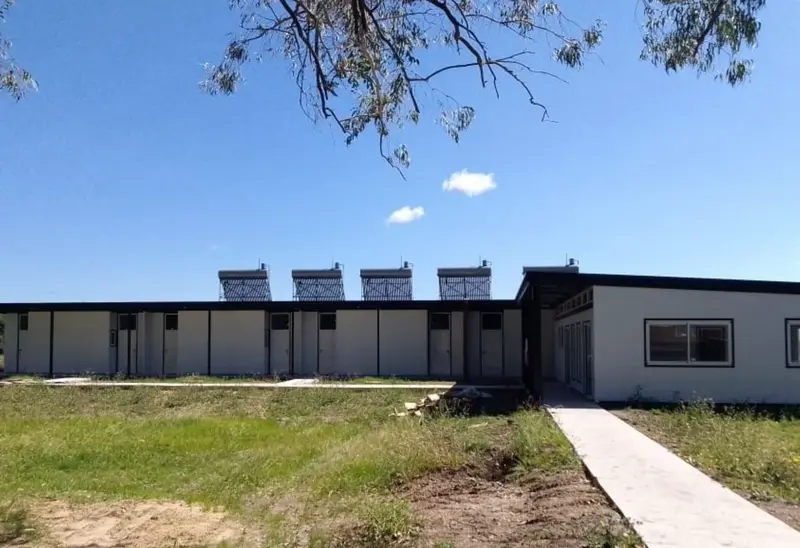 Mejoran condiciones de alojamiento para escuela de Villaguay con nueva residencia estudiantil 