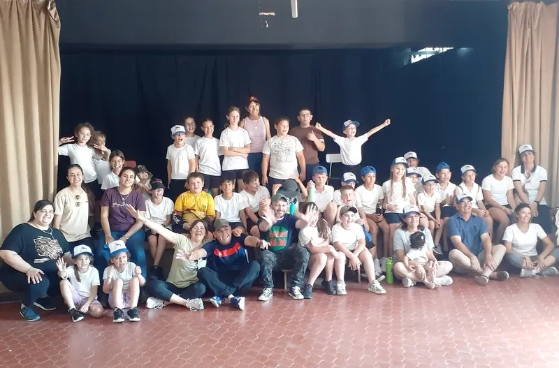 Escuelas de Federacin visitaron el Museo Histrico Ral Jaluf