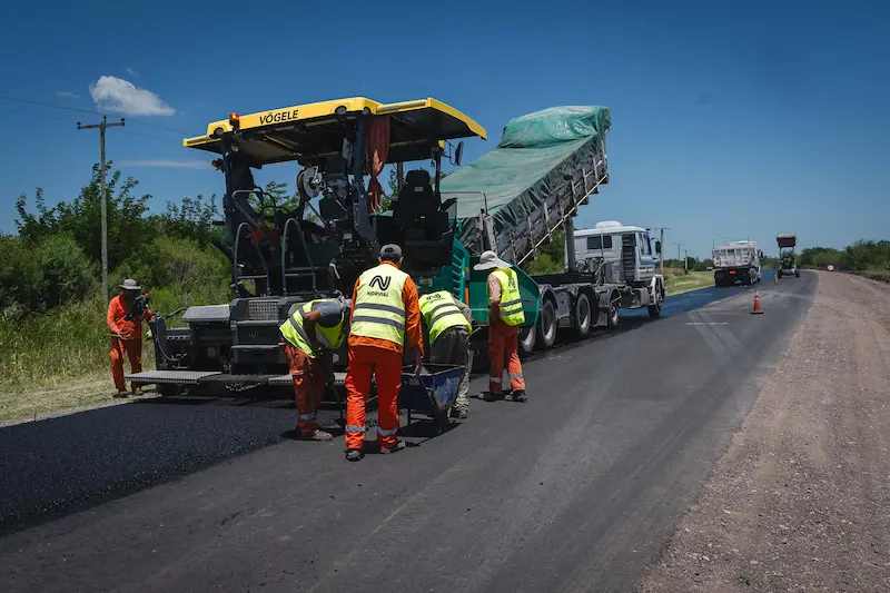 Contin�a la reconstrucci�n de la ruta provincial 10 en el departamento Paran�