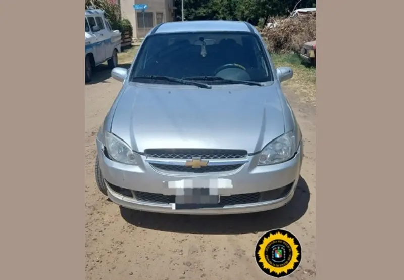 Allanaron la casa y secuestraron un auto por fuga del conductor luego de accidente