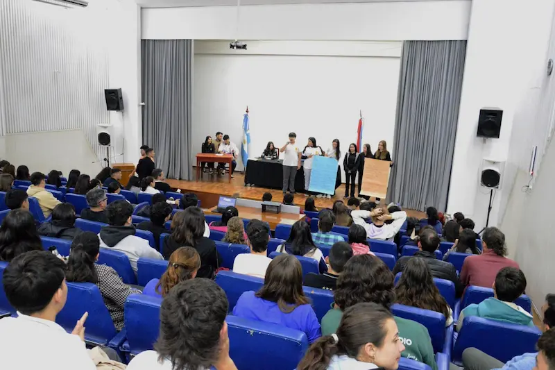 Impulsan la conformaci�n y fortalecimiento de Centros de Estudiantes en escuelas entrerrianas