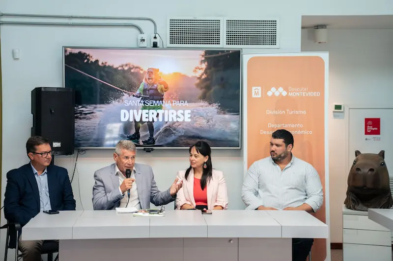 Entre R�os firm� un acuerdo de cooperaci�n con la Asociaci�n Tur�stica de Montevideo