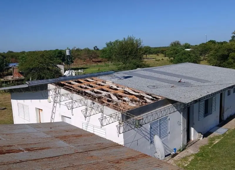 Realizan obras de saneamiento y mejoras edilicias en escuela rural de Villaguay 