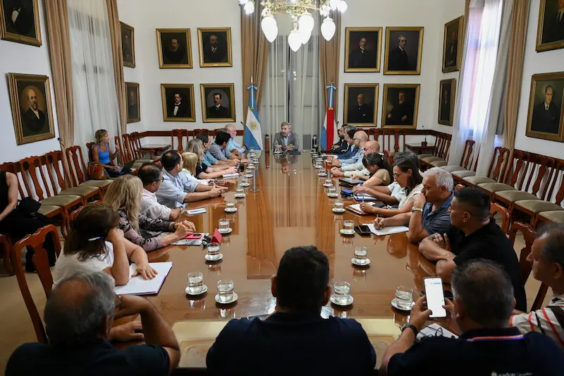 El Gobierno present� a los gremios docentes y estatales el proyecto de reforma previsional