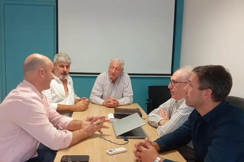 El Gobierno provincial abord� la situaci�n del sector porcino