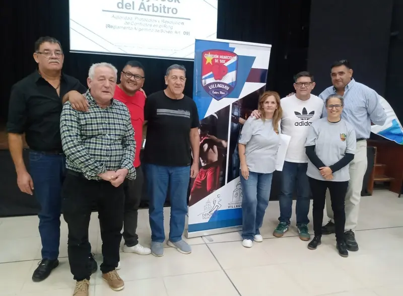 Integrantes de la Comisi�n de box y de la Federaci�n entrerriana en la FAB