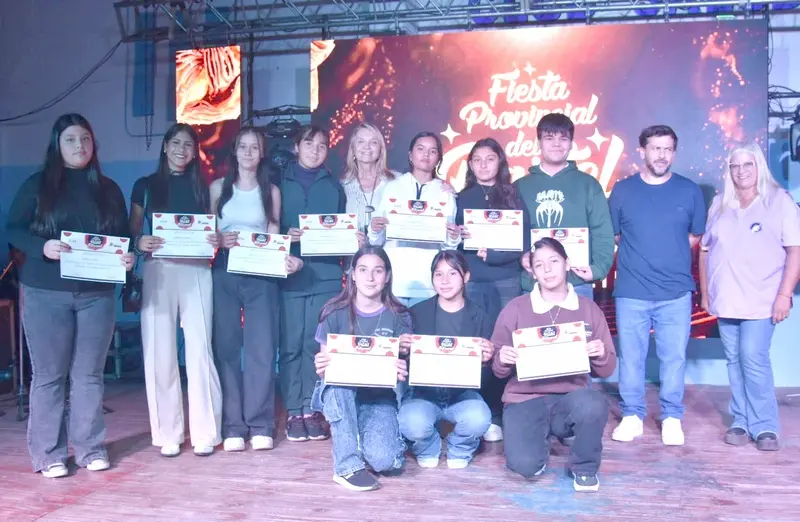 GANADORES DEL CONCURSO PASTEL JOVEN