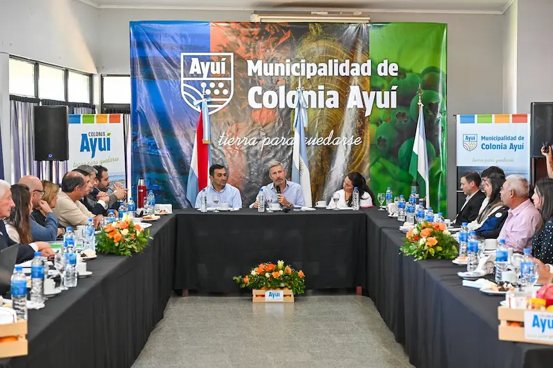 Frigerio inst� a seguir trabajando en sinton�a provincia y municipios para lograr cambios que lleguen a la gente