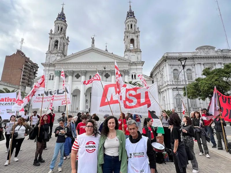 Parana. 1 de Mayo de las luchas. Obrero e internacionalista.