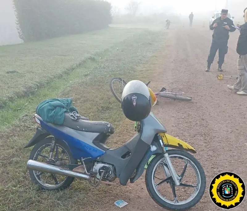 Choque de moto y bicicleta