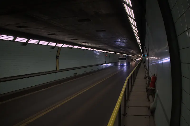 El T�nel Subfluvial refuerza los controles al transporte de cargas