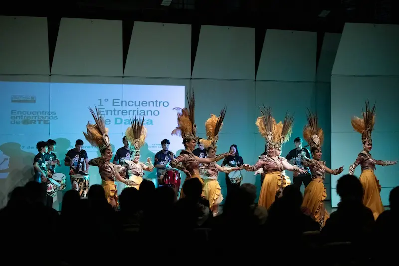M�s de 2.000 personas disfrutaron el primer Encuentro Entrerriano de Danza
