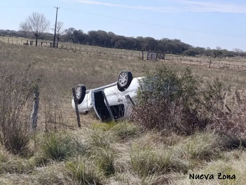 RUTA 18: varias personas hospitalizadas de Villaguay y concordia por un despiste y vuelco, cerca de Viale
