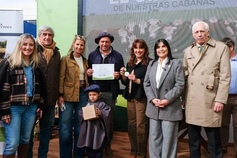 La provincia distingui� a productores entrerrianos por el desarrollo y mejora gen�tica de sus animales