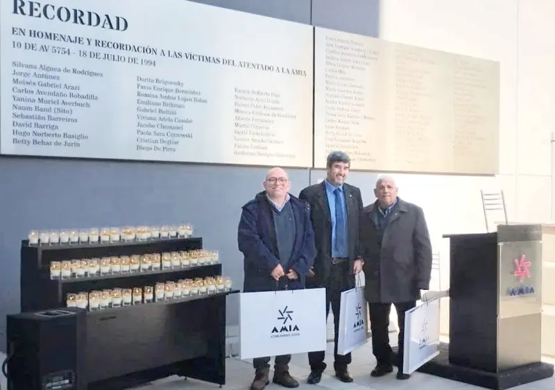 Adri�n Fuertes, Jaime Velez y Mario L�pez participaron del Encuentro Federal por la Memoria en la AMIA