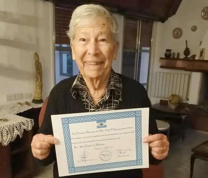 El Aero Club Villaguay distingui� a Sara Paglini de Manzato