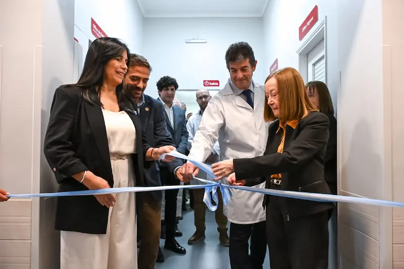 Aluani acompa�� la inauguraci�n de la Unidad Coronaria de La Entrerriana y destac� el RINI