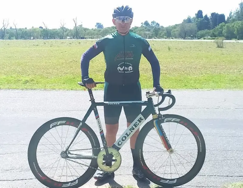 BALLESTEROS PARTICIP� DE CICLISMO EN RUTA EN LA PAZ