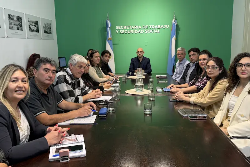 El gobierno de Frigerio ratific� la propuesta salarial y decretar� el pago por complementaria