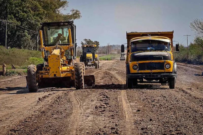 Trabajan en el mejorado de la Ruta Provincial N�13 en el departamento Nogoy�