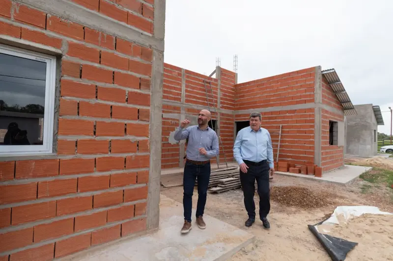 El gobierno provincial construye 10 viviendas en Santa Anita