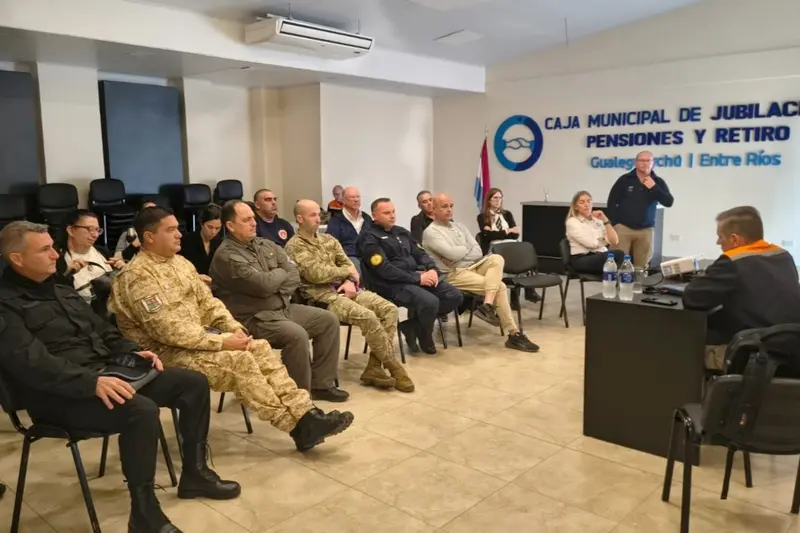 Defensa Civil de Entre R�os coordin� acciones preventivas con municipios de Gualeguay y Gualeguaych�