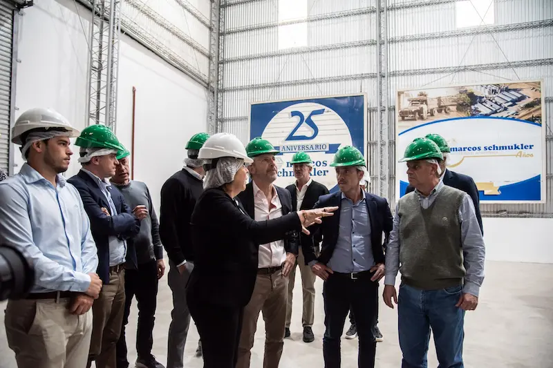 Frigerio visit� una empresa arrocera de San Salvador que ampl�a su capacidad productiva con financiamiento del CFI