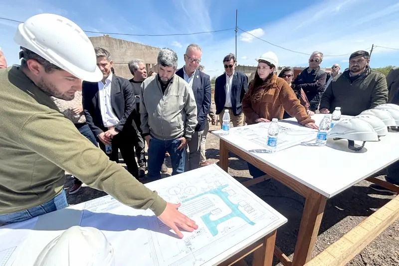 Naci�n y provincia supervisaron el avance de la ampliaci�n del sistema cloacal de Villaguay