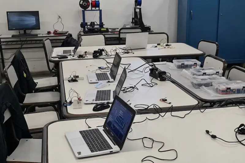 Docentes de la Escuela Marsiglia dictar�n un taller virtual sobre computaci�n, rob�tica y dise�o 3D