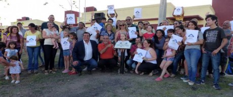 Accedieron a su casa propia 80 familias de docentes de Concepcin del Uruguay