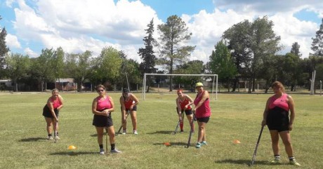 Las actividades deportivas programadas por el Aniversario del Origen Histrico de comenzaron en el polideportivo Municipal