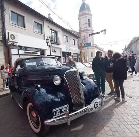 VILLAGUAY RECIBI LA CARAVANA DEL CLUB AMIGOS DE AUTOMVILES ANTIGUOS ARGENTINA