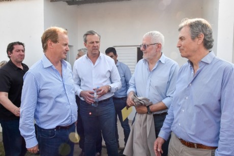 Bordet inauguró 100 viviendas en La Paz y llamó a trabajar para los vecinos y las vecinas