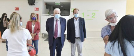 Gins Gonzlez Garca ubic a Entre Ros como el mejor lugar donde se gestiona la vacunacin