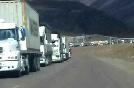 Cinco camioneros de Villaguay se encuentran varados en el paso fronterizo con Chile