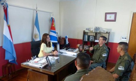 La intendente Monjo recibi al nuevo Comandante de Gendarmera