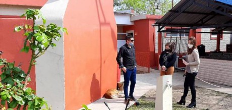 La intendente y la Directora de Recursos Humanos visitaron el Polideportivo Municipal