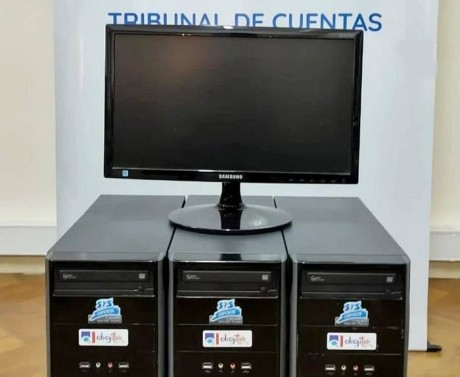El Tribunal de Cuentas de Entre Ríos donó 3 computadoras para la escuela Nº40 
